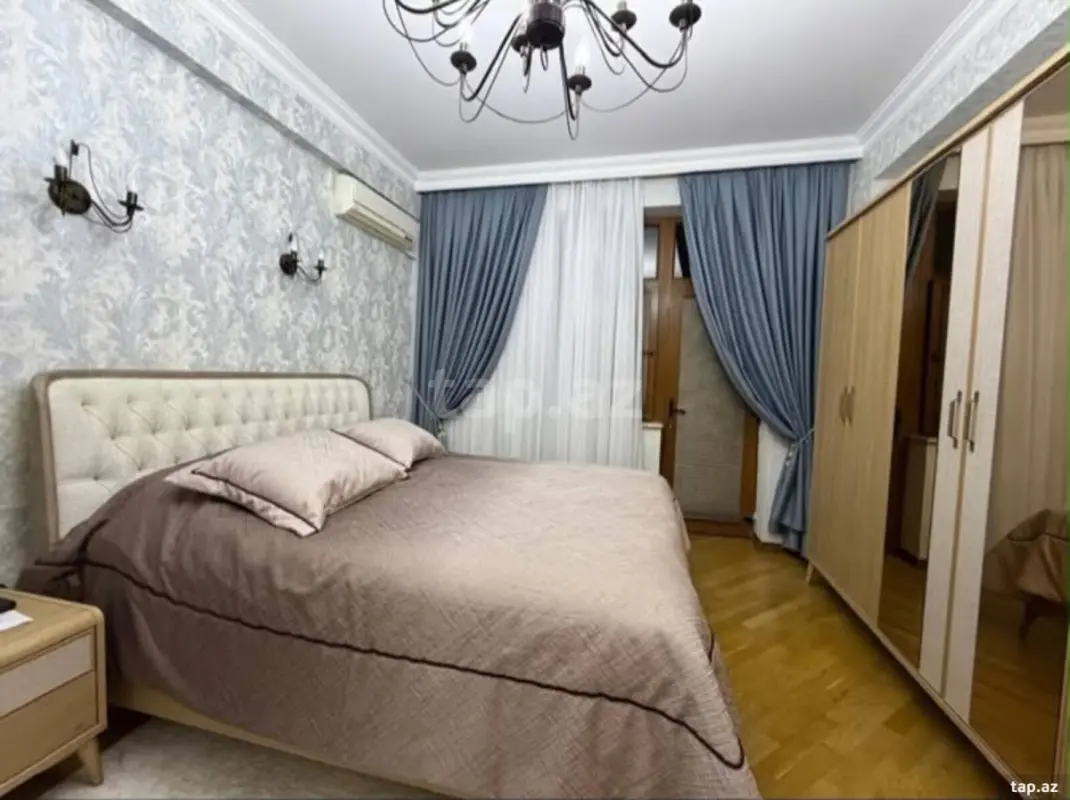 Kirayə verilir 2 otaqlı yeni tikili 80 m²