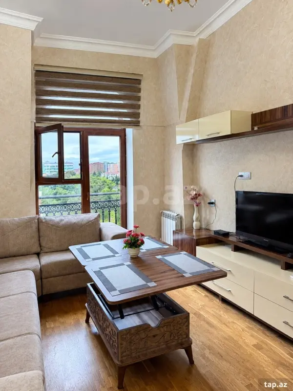 Kirayə verilir 2 otaqlı yeni tikili 60 m²