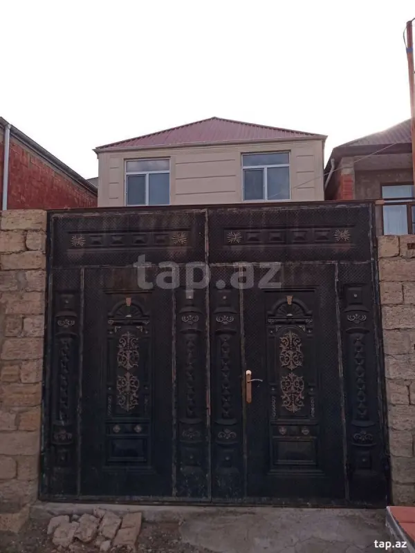 Satılır 4 otaqlı həyət evi 125 m²