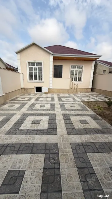 Satılır 3 otaqlı həyət evi 150 m²
