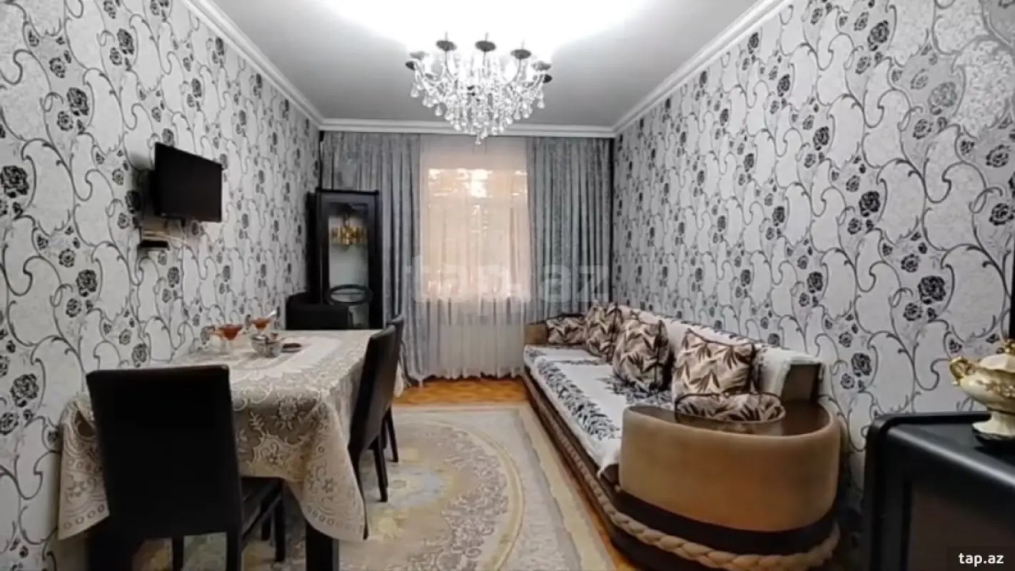 Satılır 3 otaqlı mənzil 70.6 m²