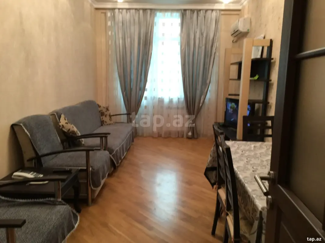 Kirayə verilir 2 otaqlı yeni tikili 86 m²