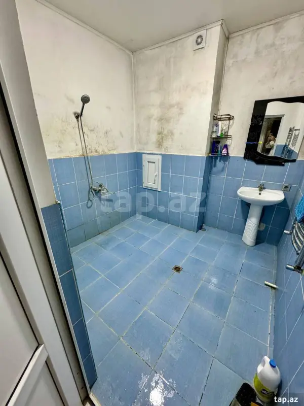 Kirayə verilir 2 otaqlı mənzil 100 m²