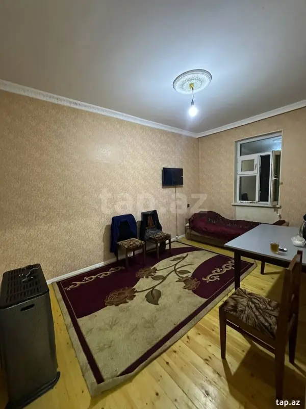Satılır 2 otaqlı həyət evi 75 m²