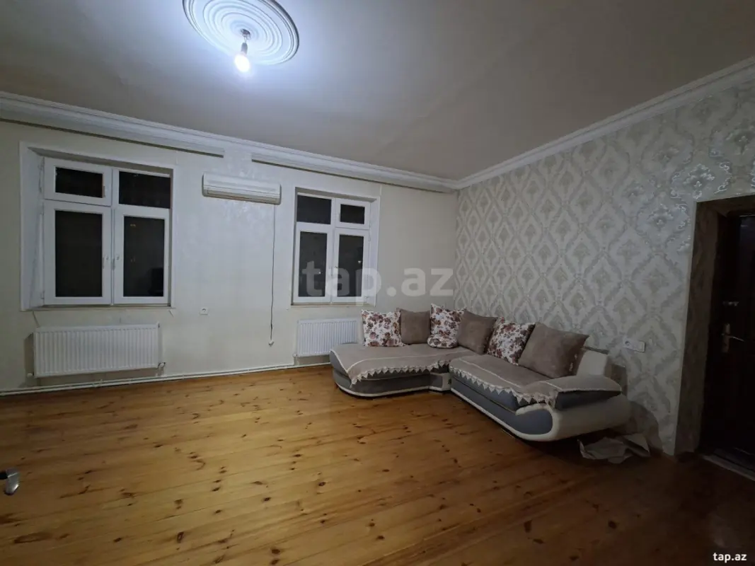 Satılır 2 otaqlı mənzil 77 m²