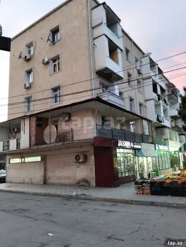 Kirayə verilir 2 otaqlı mənzil 40 m²