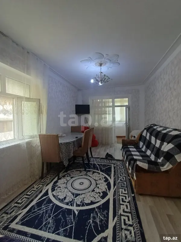 Satılır 1 otaqlı yeni tikili 35 m²
