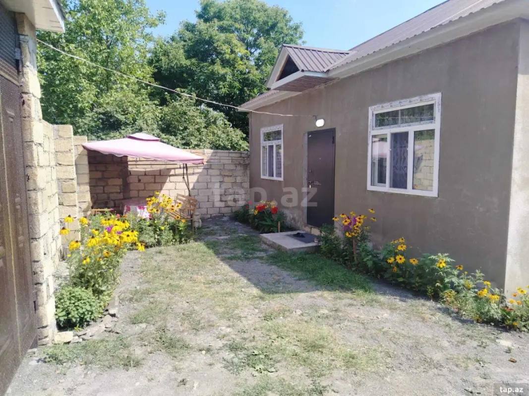 Satılır 3 otaqlı həyət evi 80 m²