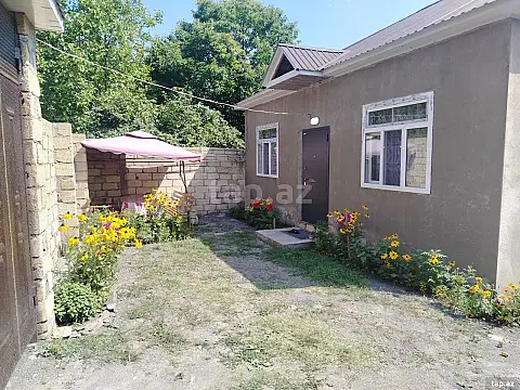 Satılır 3 otaqlı həyət evi 80 m² — Qəbələ 3 otaq 80.00 m²