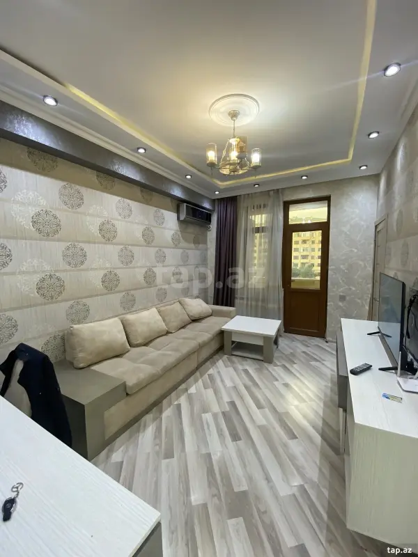 Kirayə verilir 3 otaqlı yeni tikili 70 m²