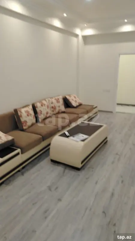 Kirayə verilir 3 otaqlı yeni tikili 114 m²