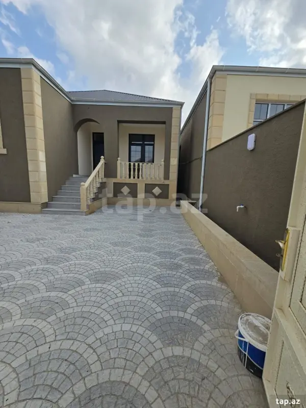 Satılır 4 otaqlı həyət evi 80 m²