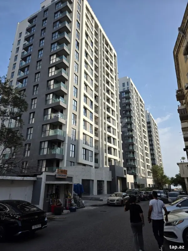 Satılır 3 otaqlı yeni tikili 148 m²