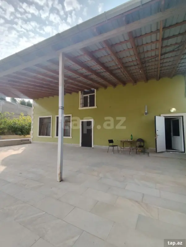 Satılır 3 otaqlı həyət evi 12 m²