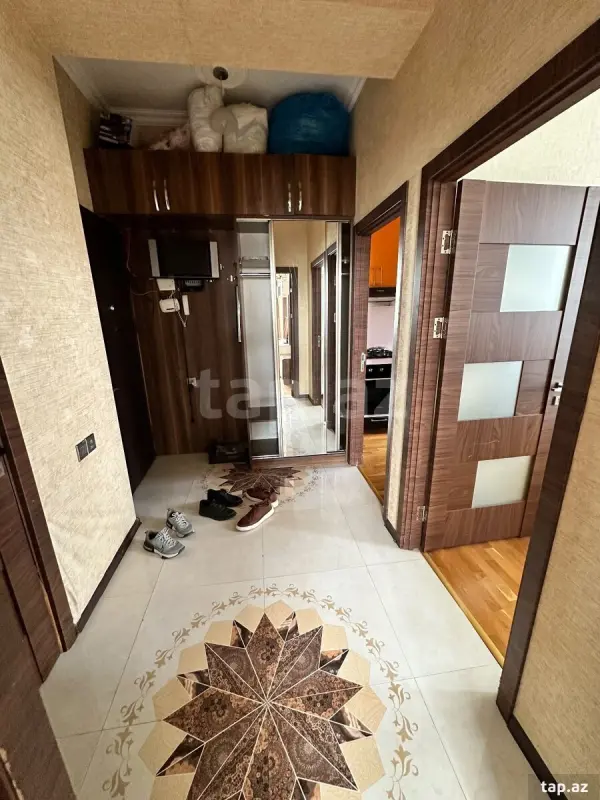 Kirayə verilir 3 otaqlı yeni tikili 70 m²
