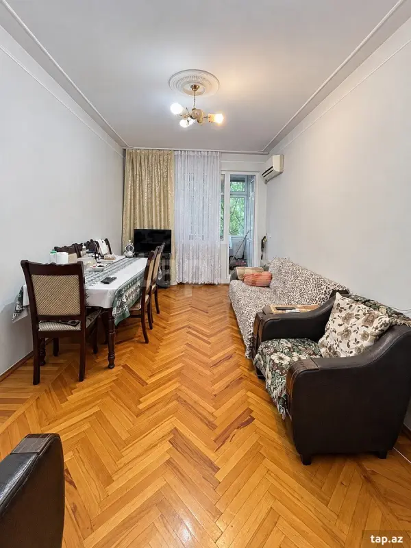 Satılır 2 otaqlı mənzil 55 m²