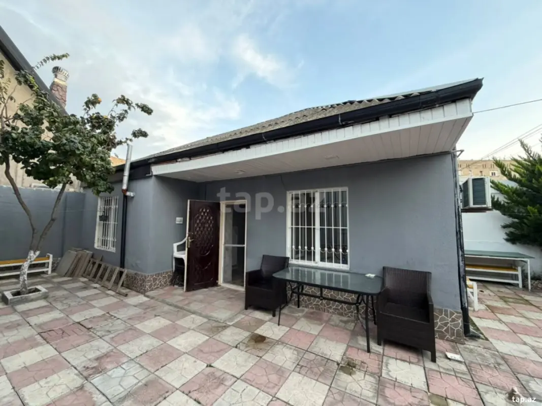 Kirayə verilir 2 otaqlı həyət evi 65 m²