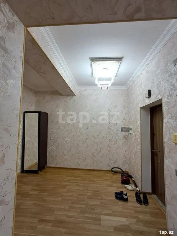 Kirayə verilir 2 otaqlı yeni tikili 71 m²