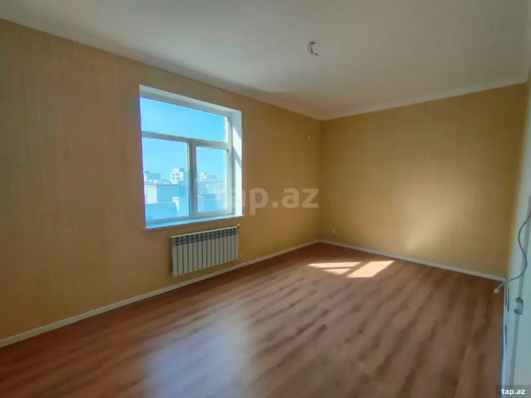 Satılır 3 otaqlı yeni tikili 77 m²