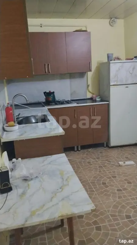 Kirayə verilir 2 otaqlı həyət evi 38 m²