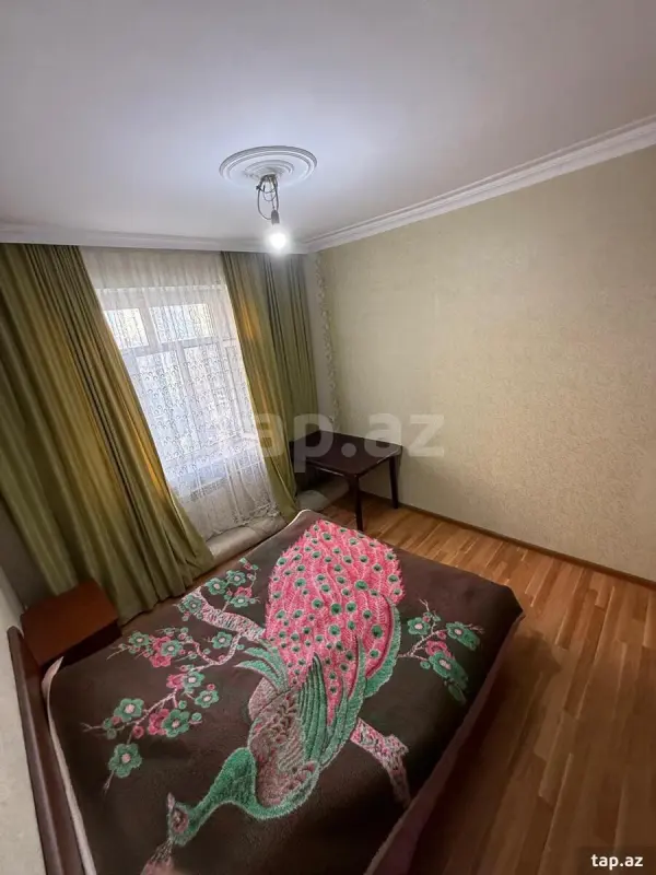 Kirayə verilir 3 otaqlı mənzil 100 m²