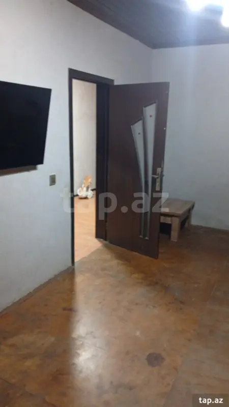 Satılır 2 otaqlı həyət evi 400 m²