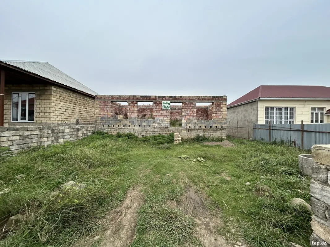 Satılır 2 otaqlı həyət evi 70 m²