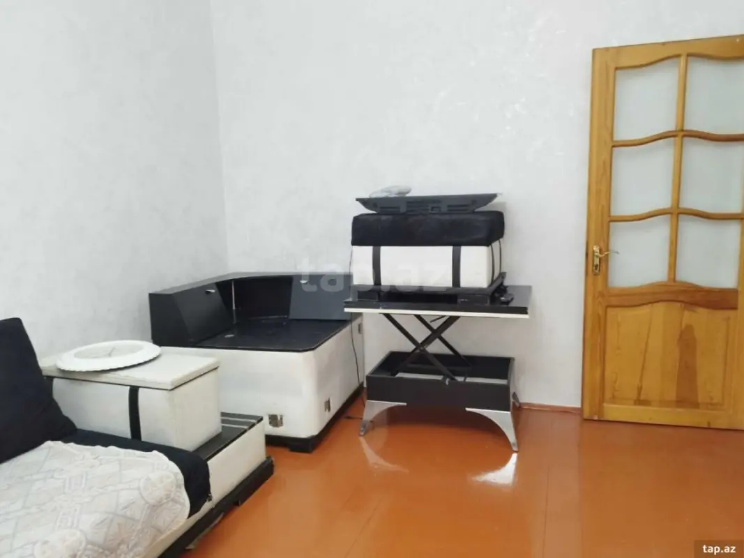 Kirayə verilir 2 otaqlı mənzil 66 m²