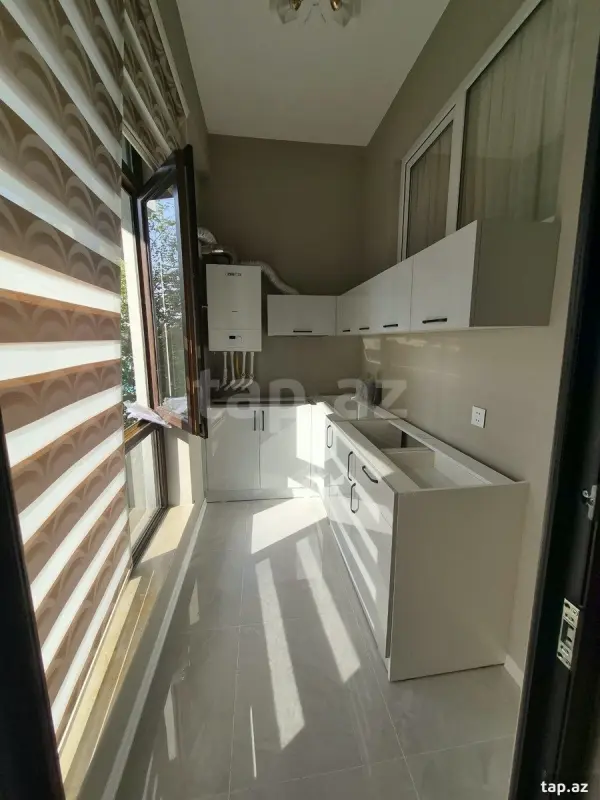 Kirayə verilir 3 otaqlı yeni tikili 65 m²