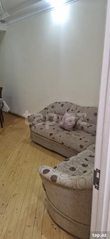 Kirayə verilir 2 otaqlı yeni tikili 70 m²