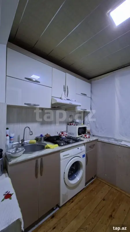 Satılır 2 otaqlı mənzil 33 m²