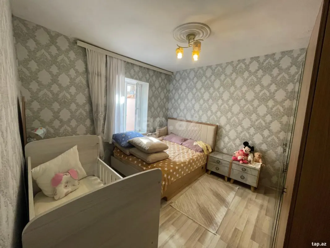 Satılır 4 otaqlı həyət evi 100 m²