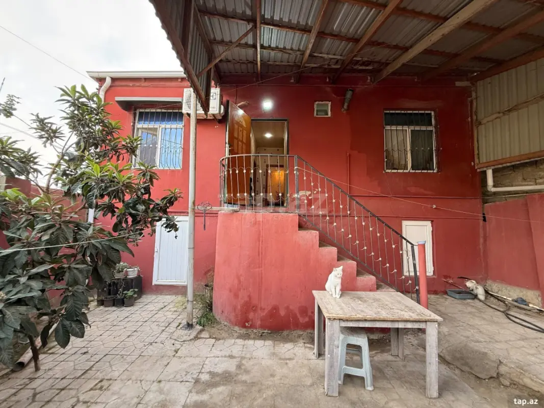 Satılır 3 otaqlı həyət evi 75 m²