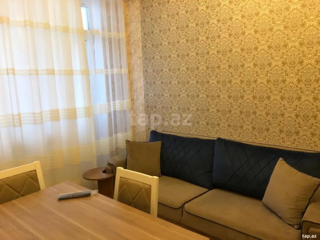 Kirayə verilir 2 otaqlı yeni tikili 65 m²