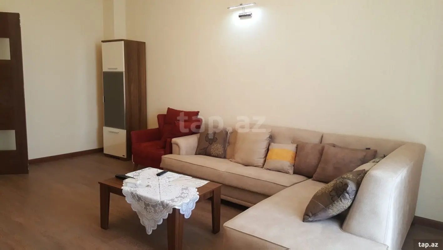 Kirayə verilir 2 otaqlı yeni tikili 92 m²