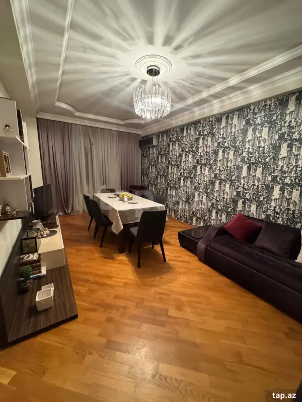 Satılır 2 otaqlı yeni tikili 75 m²