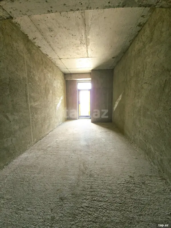 Satılır 3 otaqlı yeni tikili 178 m²