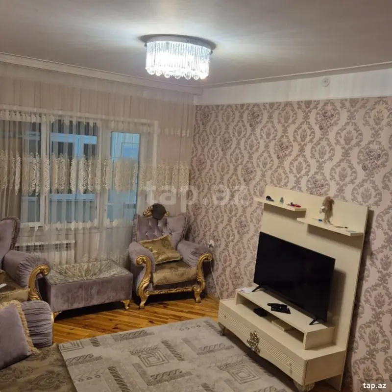 Satılır 5 otaqlı mənzil 110 m²