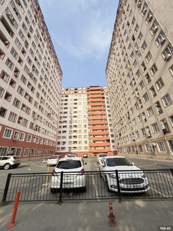 Satılır 2 otaqlı yeni tikili 60 m²