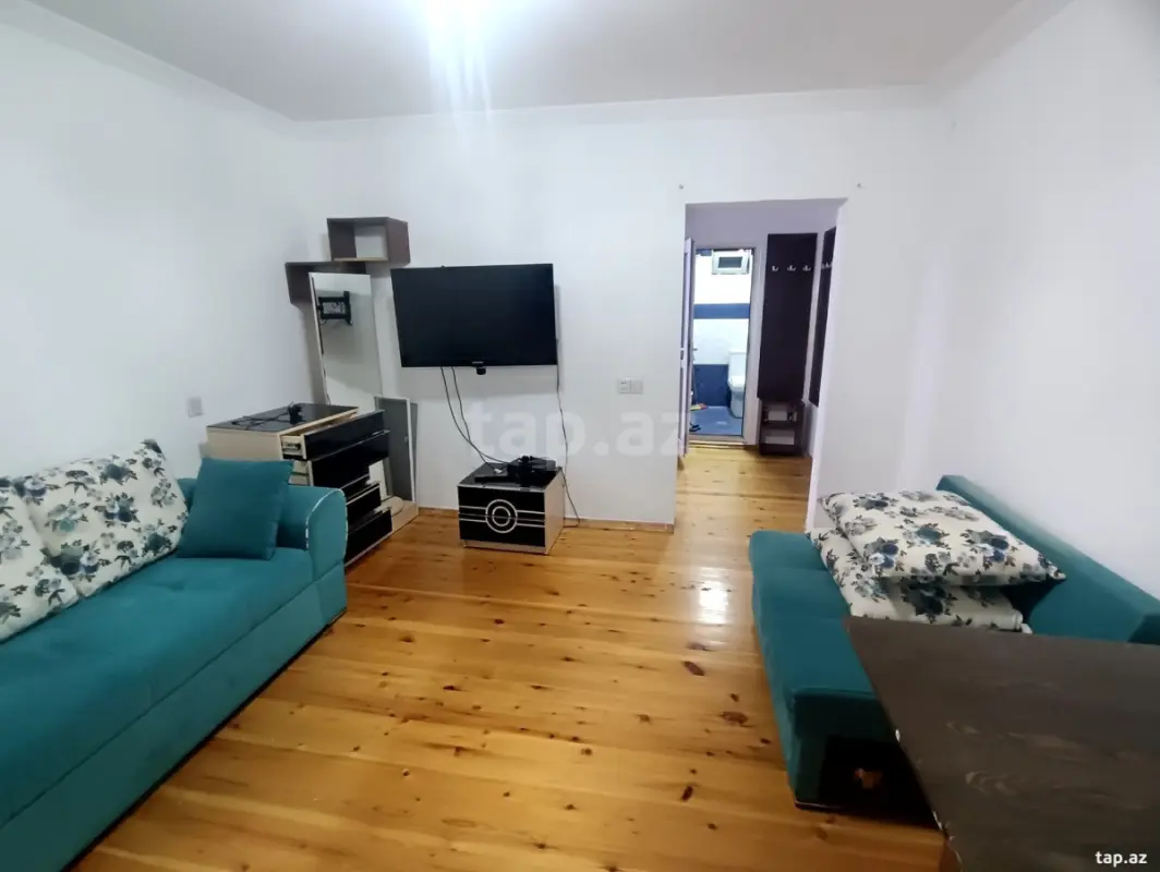 Kirayə verilir 1 otaqlı həyət evi 30 m²