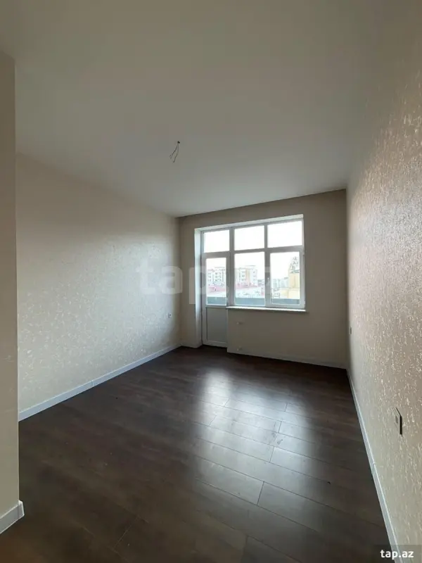 Kirayə verilir 2 otaqlı yeni tikili 72 m²