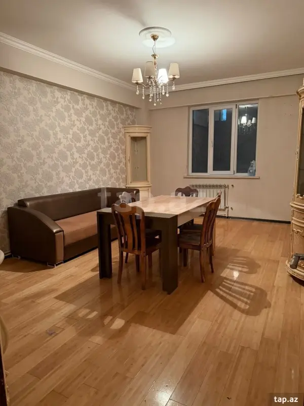 Kirayə verilir 3 otaqlı yeni tikili 85 m²