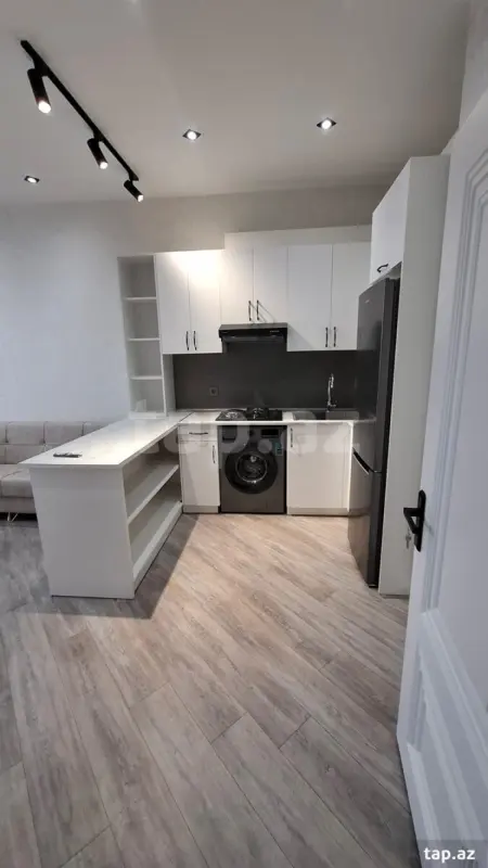 Kirayə verilir 2 otaqlı yeni tikili 61 m²