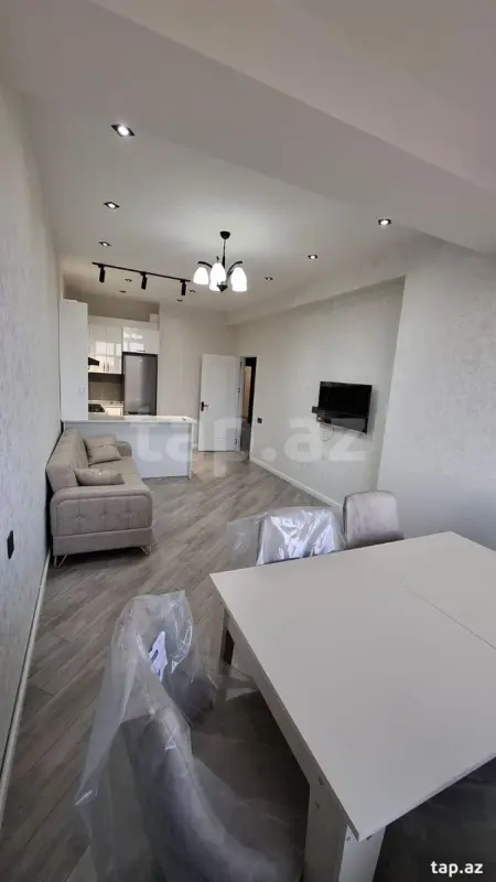 Kirayə verilir 2 otaqlı yeni tikili 62 m²