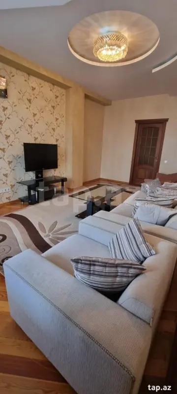 Kirayə verilir 2 otaqlı yeni tikili 96 m²