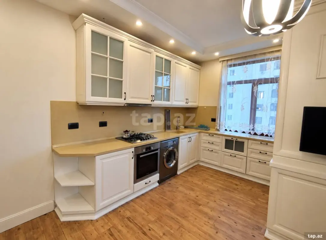 Satılır 3 otaqlı yeni tikili 90 m²