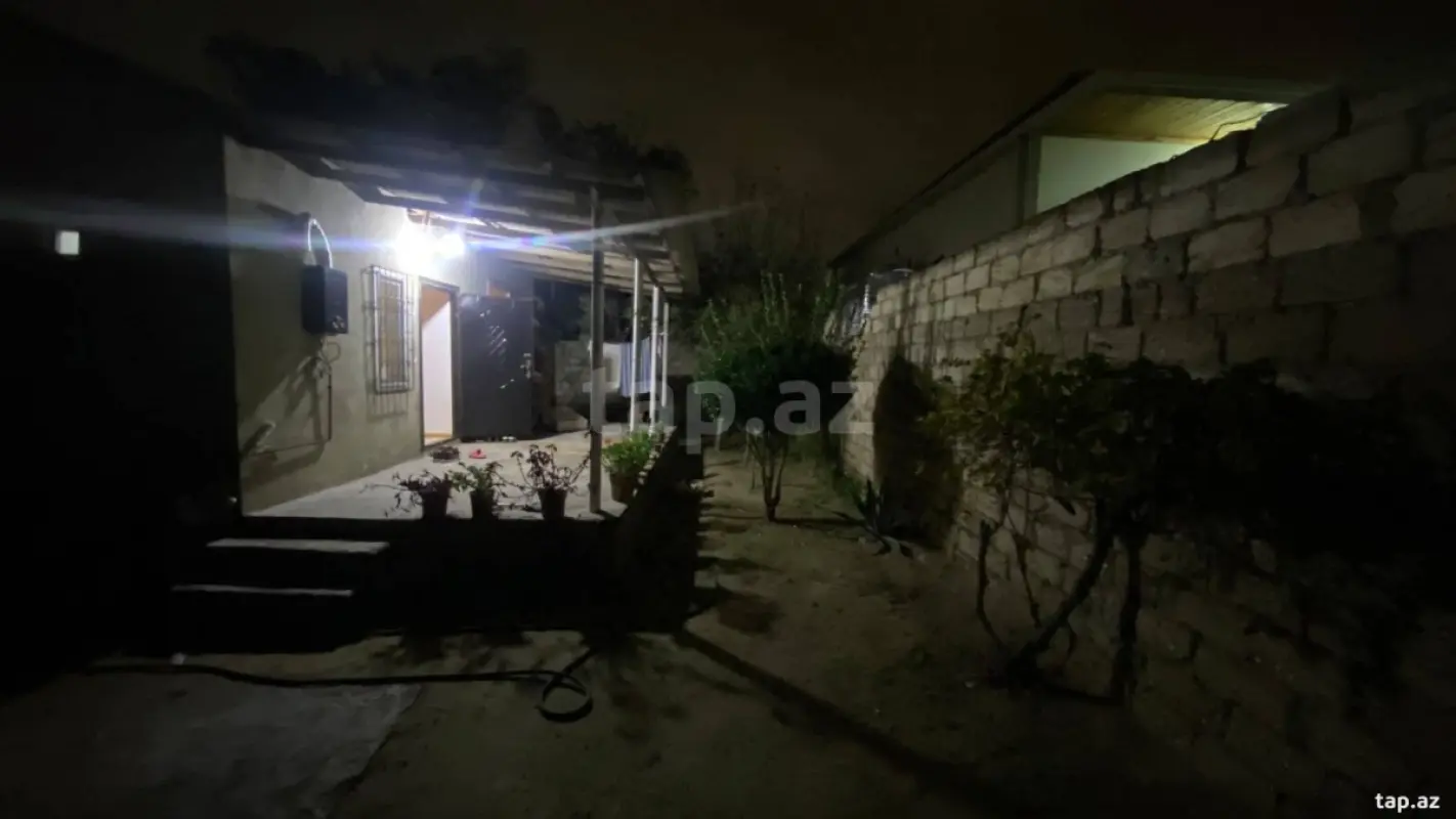 Satılır 2 otaqlı həyət evi 50 m²