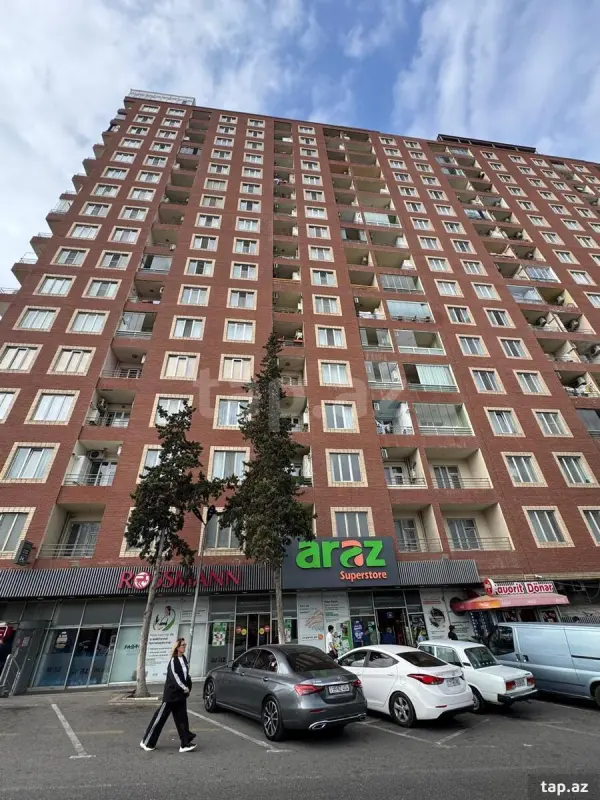 Kirayə verilir 2 otaqlı yeni tikili 90 m²