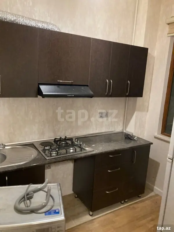 Kirayə verilir 2 otaqlı yeni tikili 46 m²