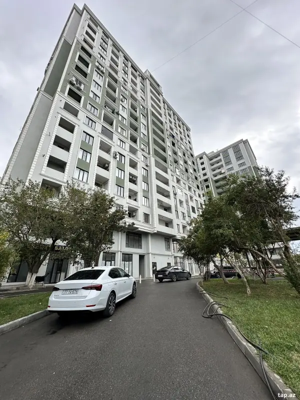 Satılır 3 otaqlı yeni tikili 129.4 m²